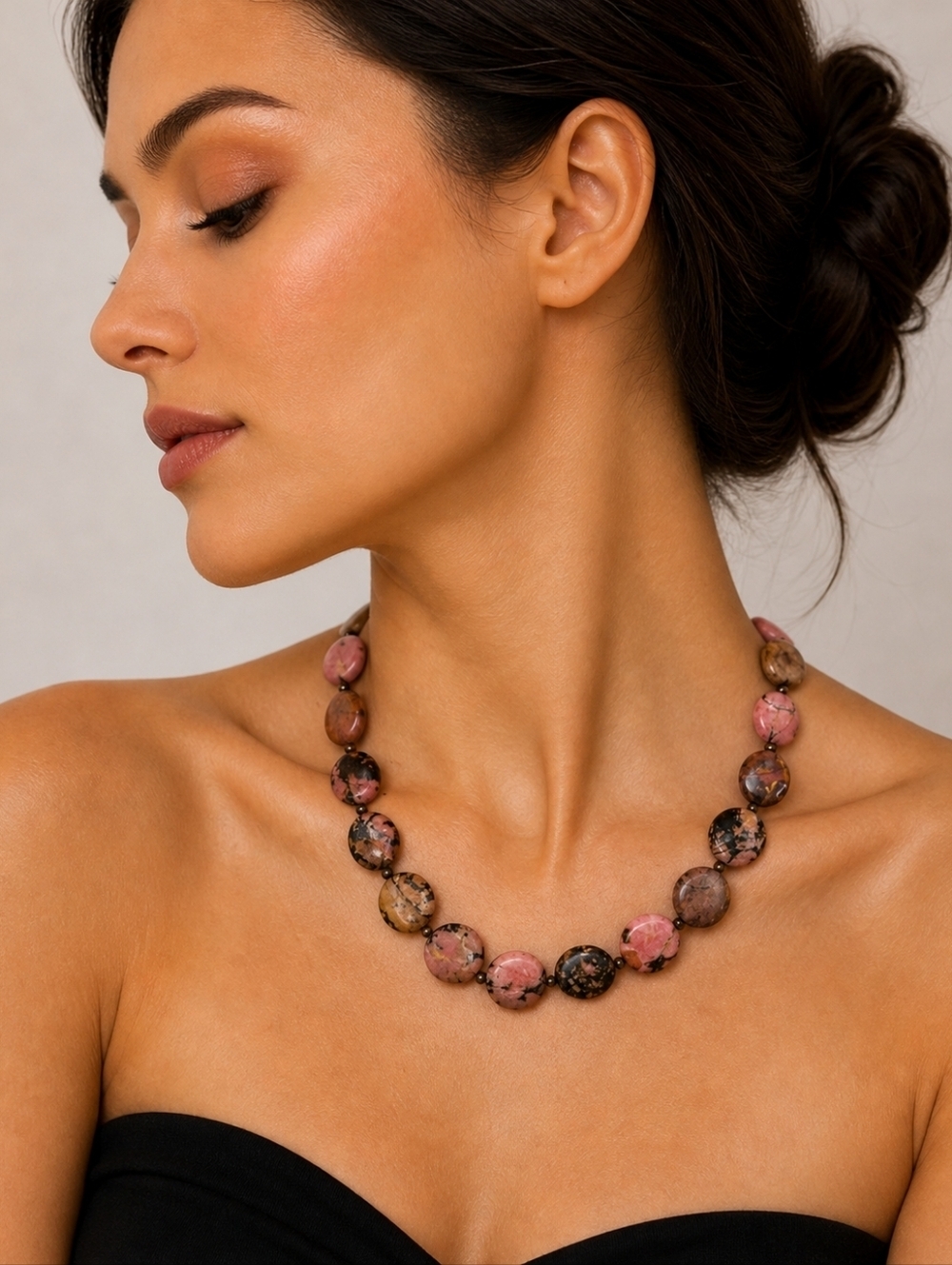 HANDMADE Pink Rhodonite Stone Circle Disc Beaded Necklace